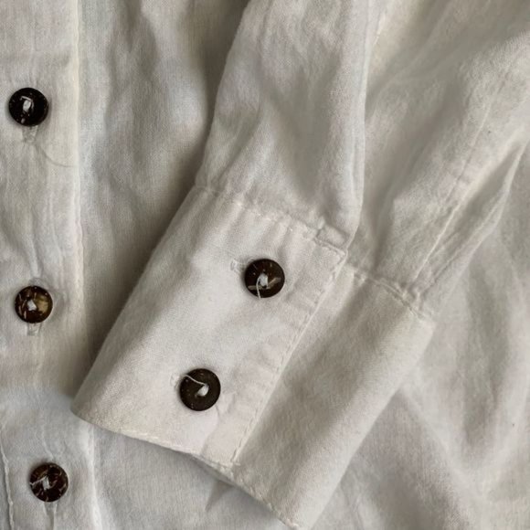 Like new Blanc Du Nil button down shirt - Picture 3 of 5